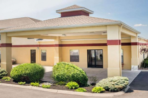 Super 8 by Wyndham Bellefontaine